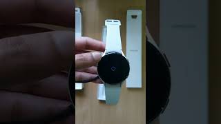 Samsung Galaxy Watch 4 (44 mm Silver) Unboxing