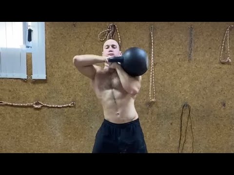 Турецкий подъем с гирей