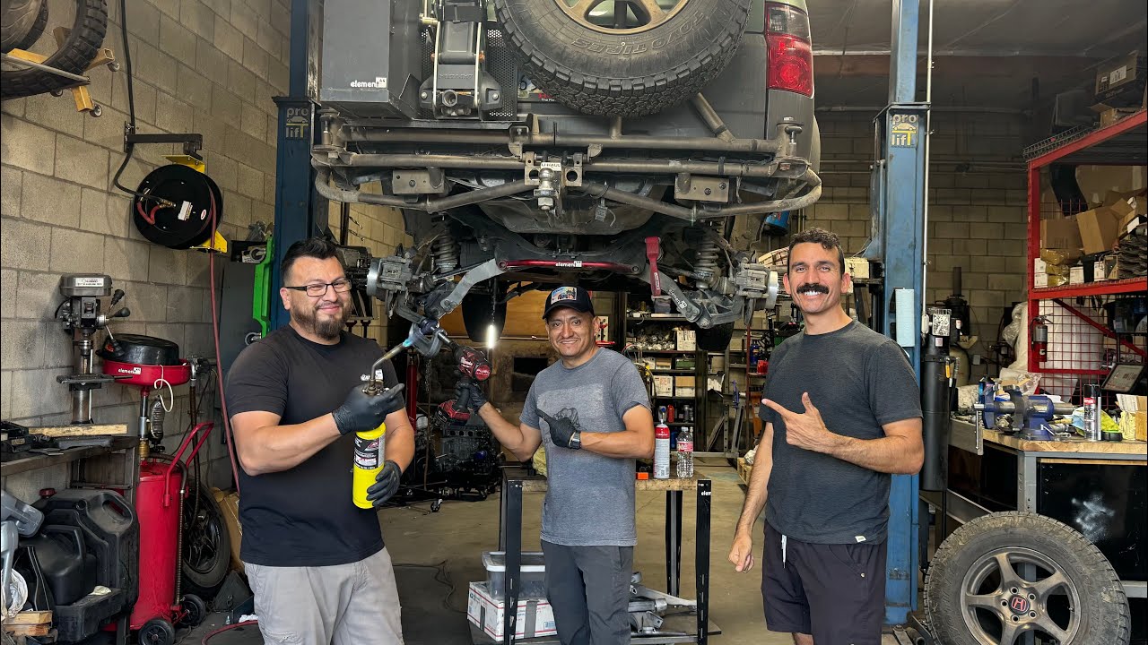 Working On Honda Elements With @elementlifestyle & @element44 - YouTube