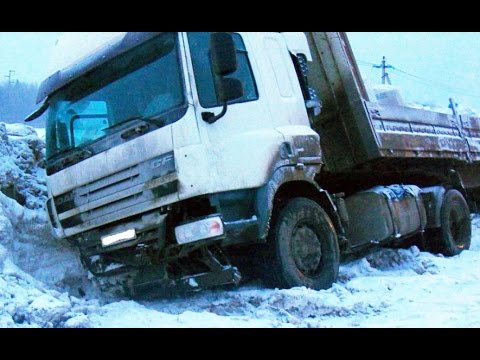 Truck crashes, truck accident compilation Part 39 - YouTube