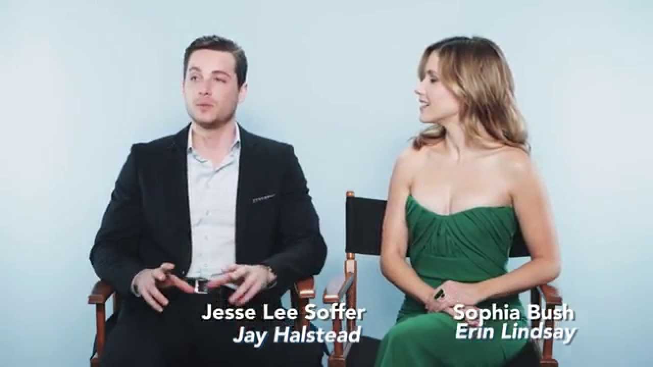 Chicago PD! Sophia Bush and Jesse Lee Soffer chat with TV Insider! - YouTube