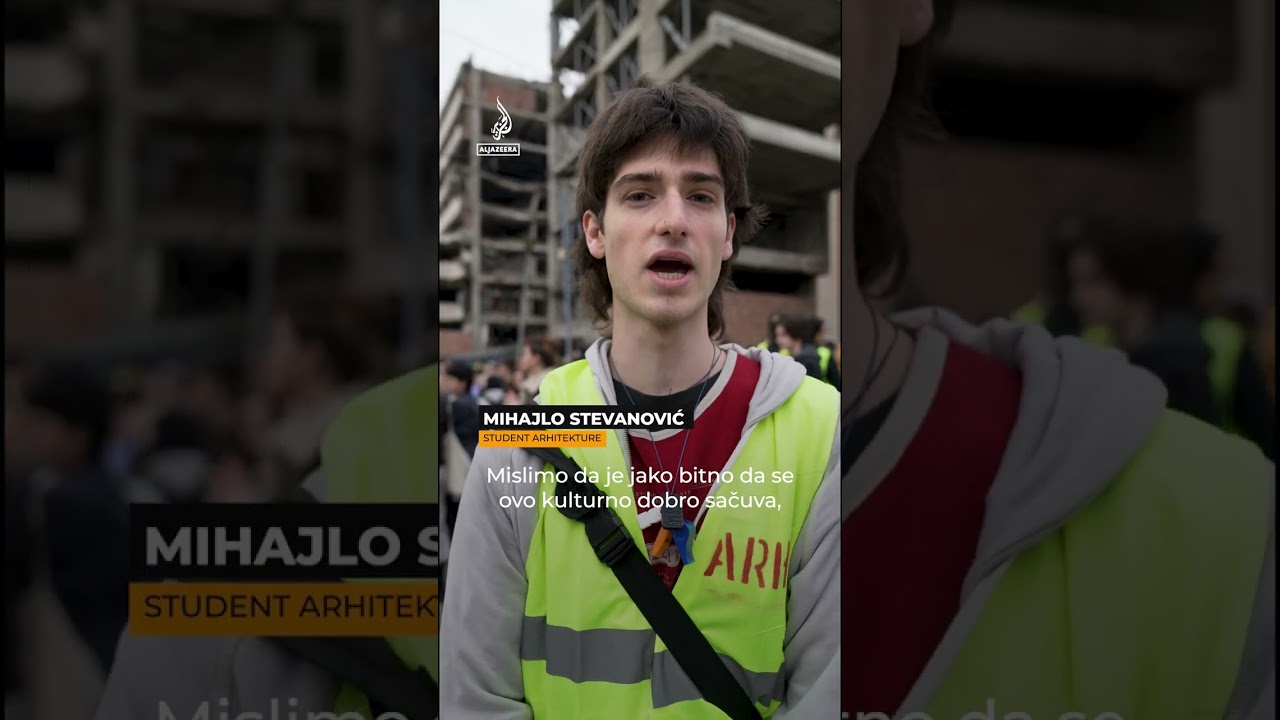 احتجاجات من قبل الطلاب والمهندسين على موقف الحكومة تجاه هيئة الأركان العامة