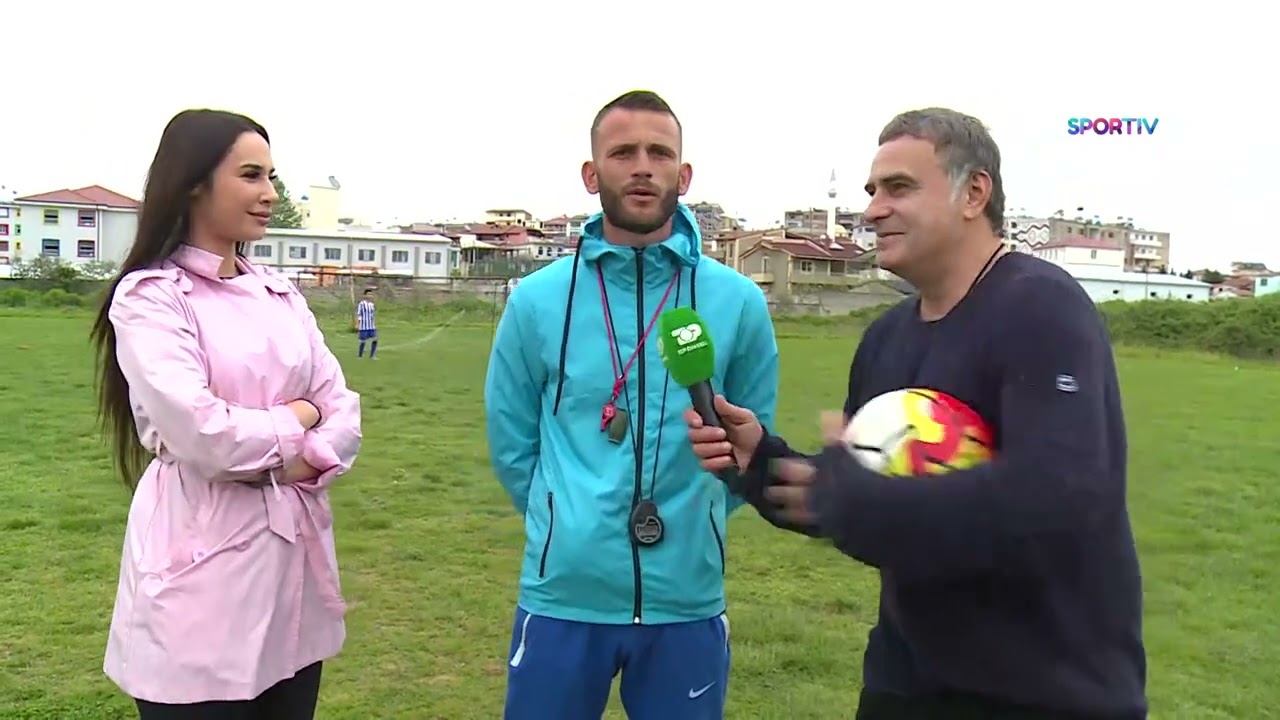 Shpërthen Viola Gjoleka, luan futboll ne sheshin e këtij qyteti - Procesi Sportiv, 3 Maj 2021