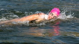 When karen zemlin swims, she goes the extra mile. not only is a
decorated distance swimmer with accolades and records to her name, but
an analytic...