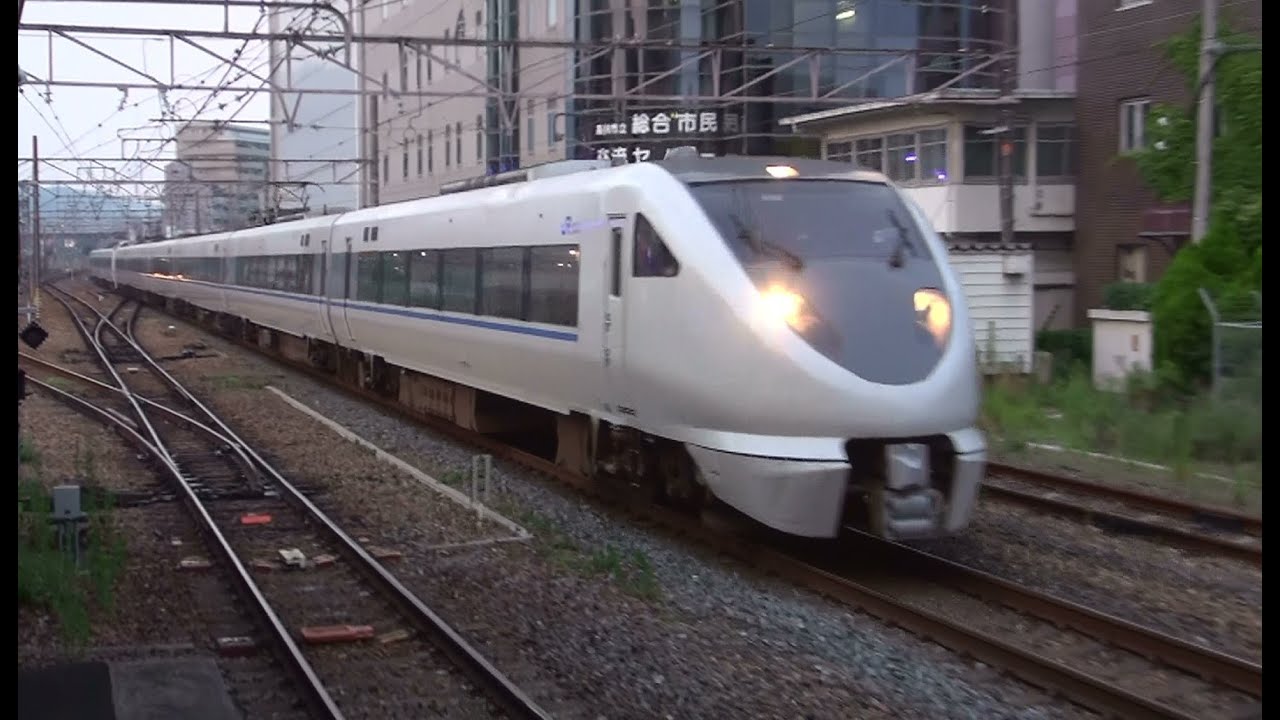 サンダーバード 高槻駅を高速通過！681系1000番台 683系0番台 - YouTube