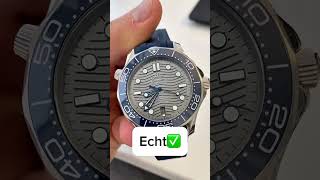 Wie Man Ein Fake Omega Uhrwerk Der Seamaster Diver 300M Erkennen Kann