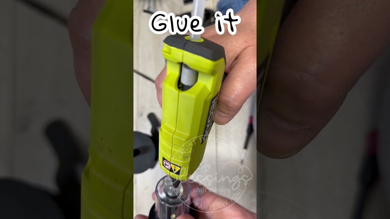 You’ll NEVER Throw Away an Old Lamp Again! 🤯 Easy Solar Light Upcycle! 