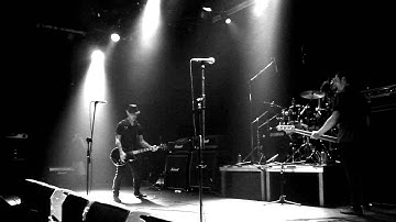 Mad Way - Heads Or Tails [Official Music Video]