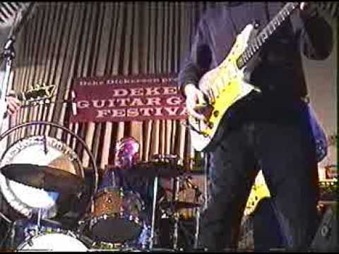 Deke Dickerson & Los Straitjackets - JACK THE RIPPER