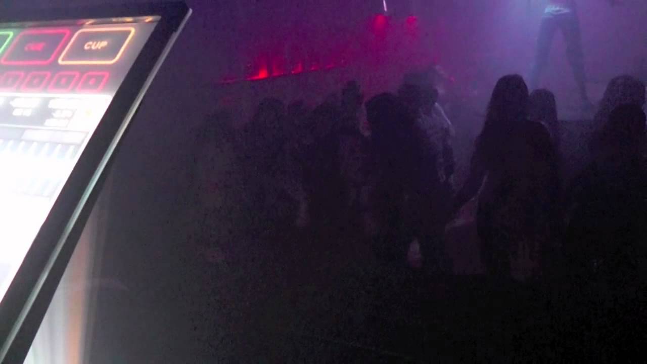 Virus J plays on Emulator (Smithson Martin)