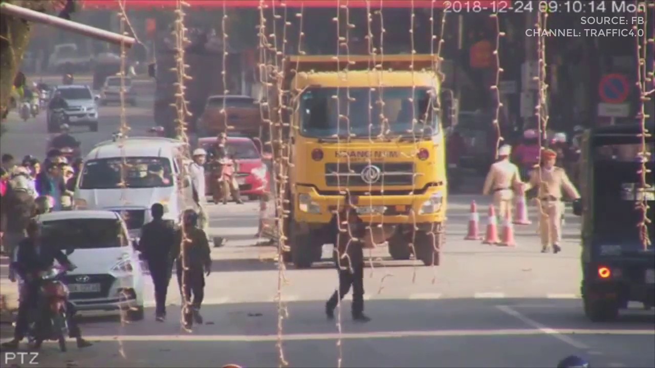 Tai nạn xe BEN tại Sơn La / BIG TRUCK accident at SON LA (P.1)