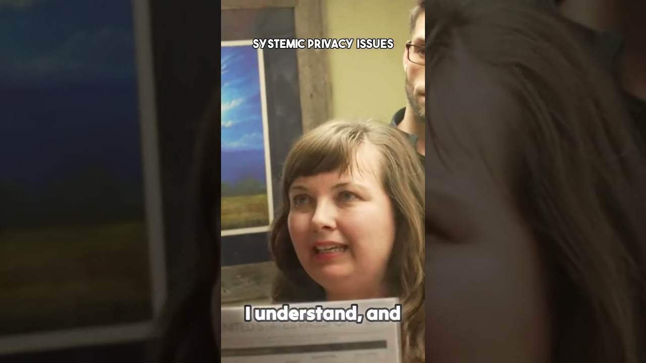 Karen Worker Goes Crazy at Courthouse