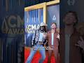Shaboozey and elite company pose at the CMAs 🔥