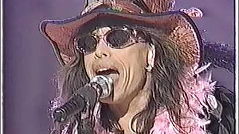 AEROSMITH  - " PINK " - LIVE.