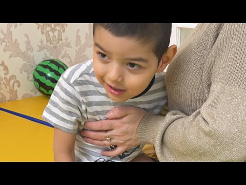 Занятие с ребенком 4 уровень || Тренируем четвереньки | ДЦП Ангел - YouTube