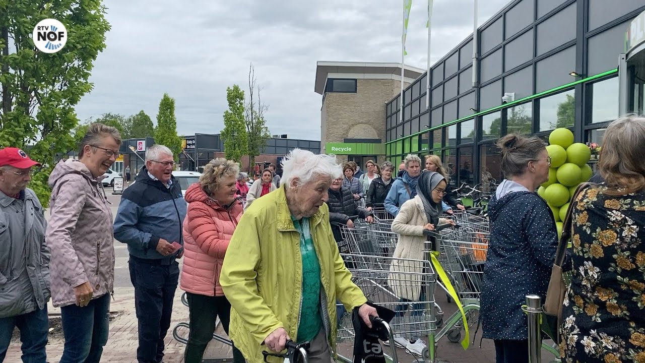 Nieuwe supermarkt in het centrum van De Westereen