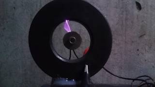 Plasma Arc In Magnetic Field
