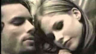 Avril Lavigne - Innocence