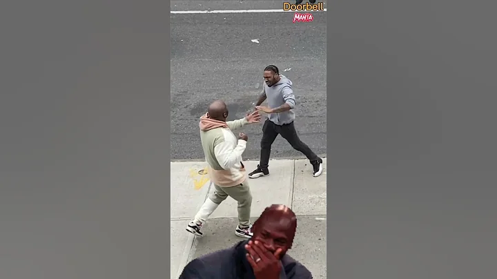 Meanwhile In New York City (Caught On Ring Camera) #shorts - DayDayNews
