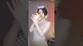 迷人的黎闪电20221227071852