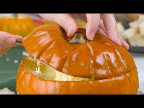 Vidéo: Comment Faire Du Pain à La Citrouille Farci Au Cheesecake