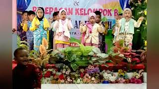 Download Lagu PENAMPILAN KAKAK MENARI TARI BANGUN PAGI MP3 Download Lagu PENAMPILAN KAKAK MENARI TARI BANGUN PAGI MP3
