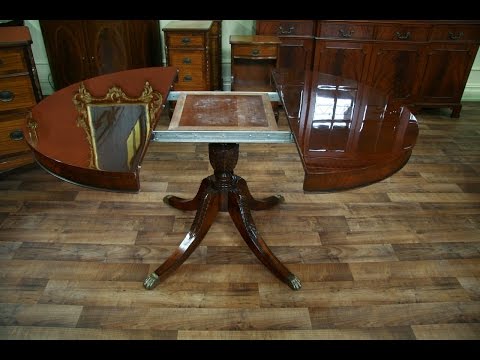 round-dining-table-set-with-leaf-extension