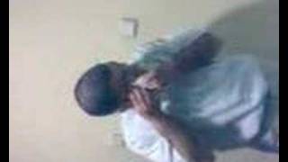 Nazlim Sesi̇ Geldi̇ Kendi̇ Yok