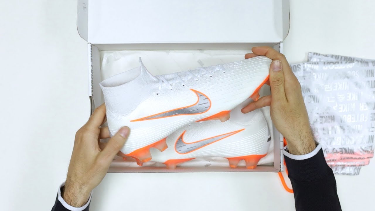 UNBOXING: Nike MERCURIAL Superfly 360 ELITE FG JUST DO IT PACK - Cristiano  Mundial Rusia 2018 - YouTube