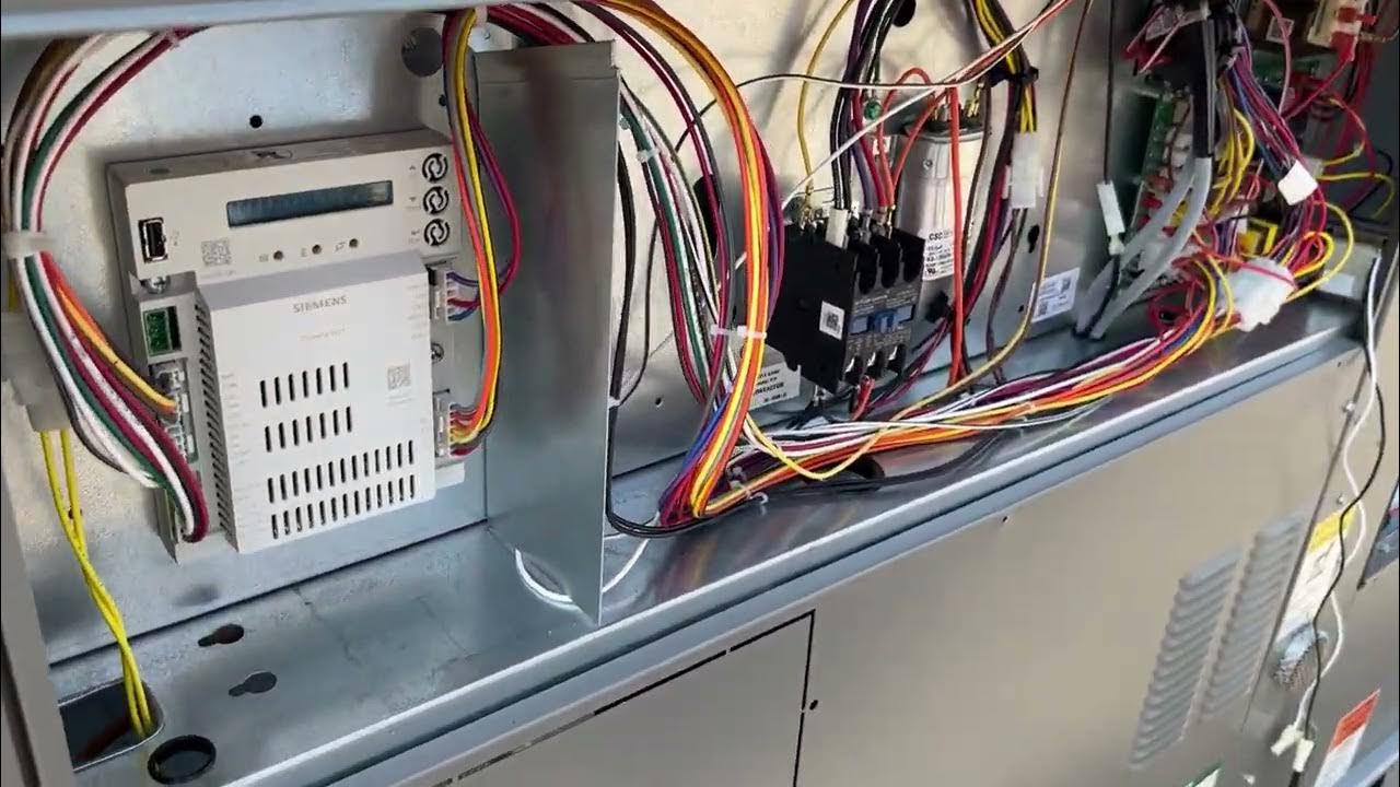 Installing a Siemens Controlled Economizer on a Rheem RGED Series