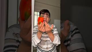 Dünyanın En Acı Biberini Yiyince Olan Oldu.