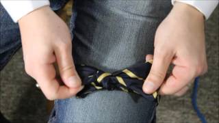 A Perfect Bow Tie in 7.5 seconds How To Tutorial