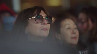 Voir la mer（海を見る）』- Shibuya Crossing by Sophie Calle - YouTube