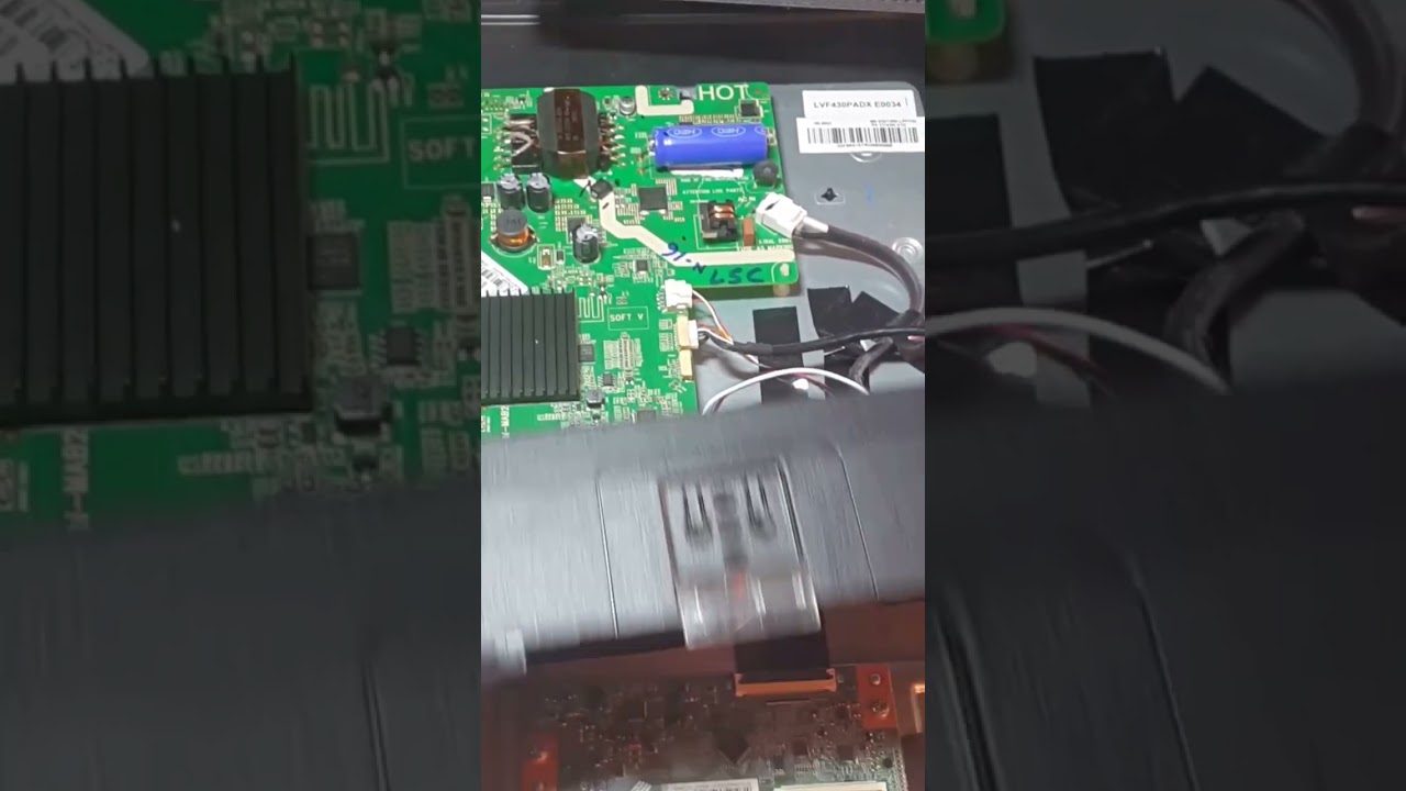 HKPRO 43"LED model HKP43SM8