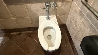 Applebee's Grill + Bar Men’s Restroom full shoot