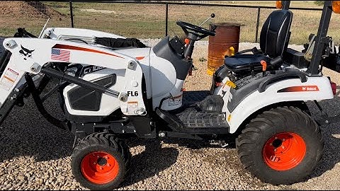 Bobcat subcompact tractor CT1025