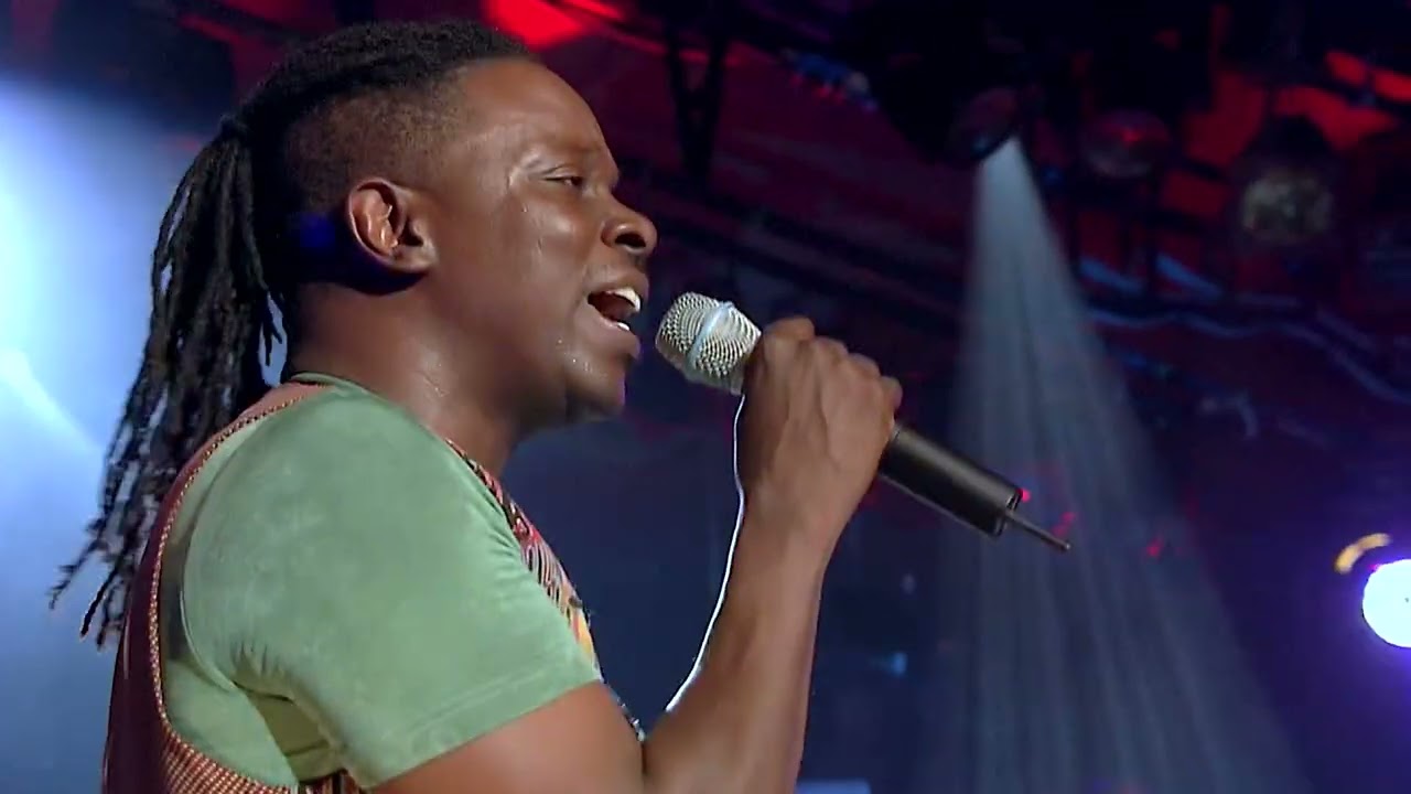 Earth, Wind & Fire - Fantasy (Live at Montreux '97) [1440p60