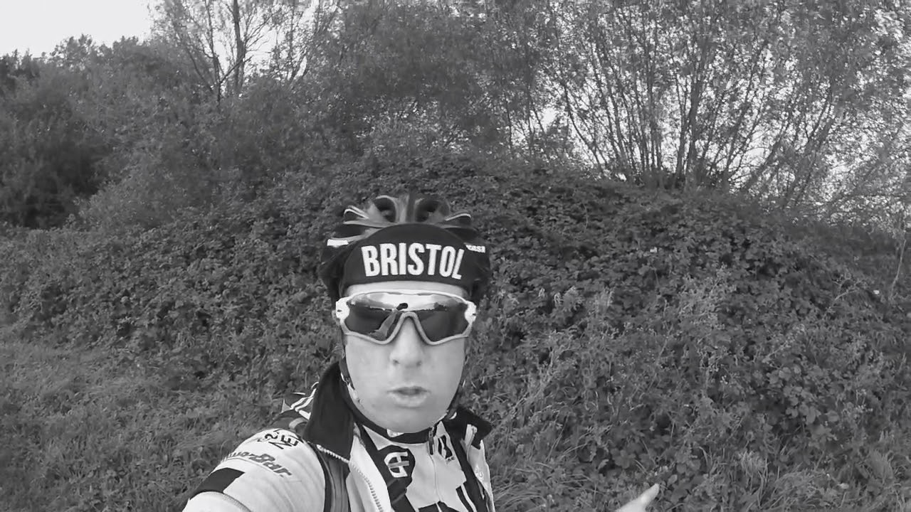 I HATE HORSES AN HORSE RIDERS!