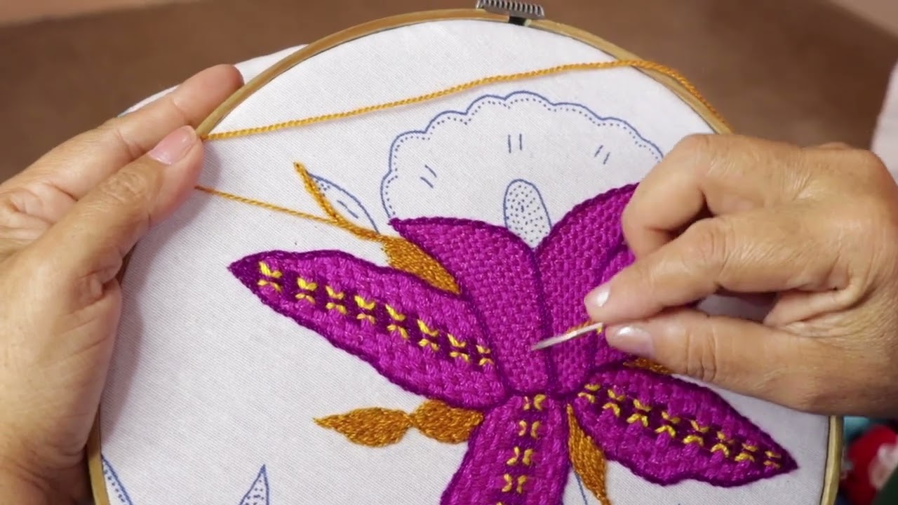 BORDADO FACIL para una FLOR🌺 BORDADOS FACILES 322