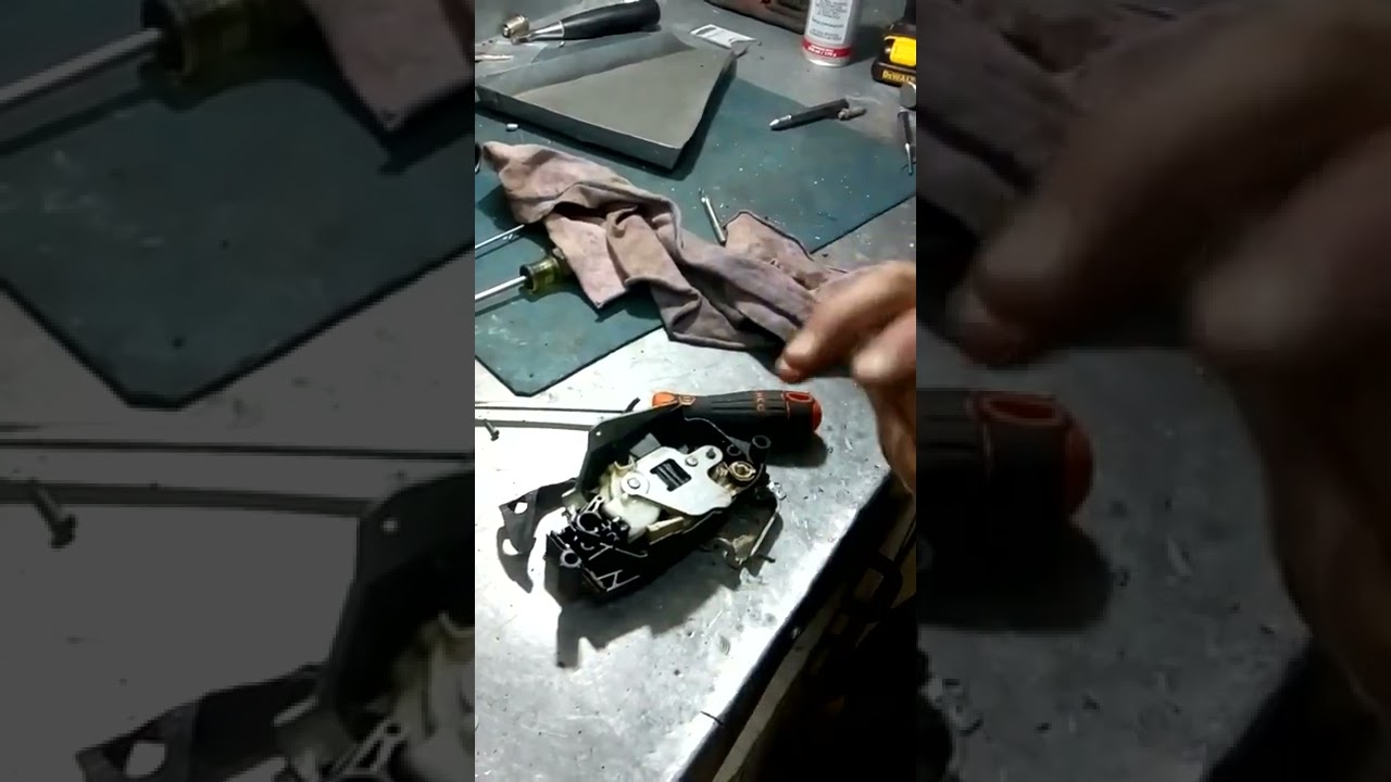 cerradura de Ecosport kinectic