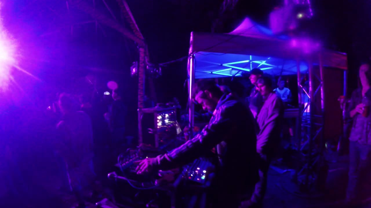 Logic L.F.O aLive Act - Funky Freaky Festival  - Eurorack Modular - Electric Techno Improvisation