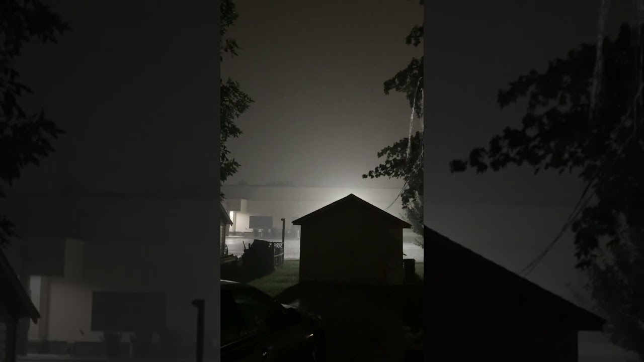 Raindrops are just the sky’s way of crying in beauty. 