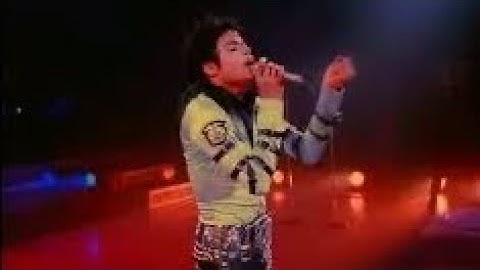 2K - Michael Jackson - Another Part Of Me - Live At Paris (June 27th, 1988) (Bad 25 Snippets)