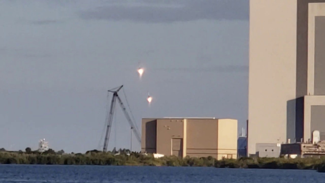Falcon Heavy 04/11/2019 boosters landing and sonic booms - YouTube