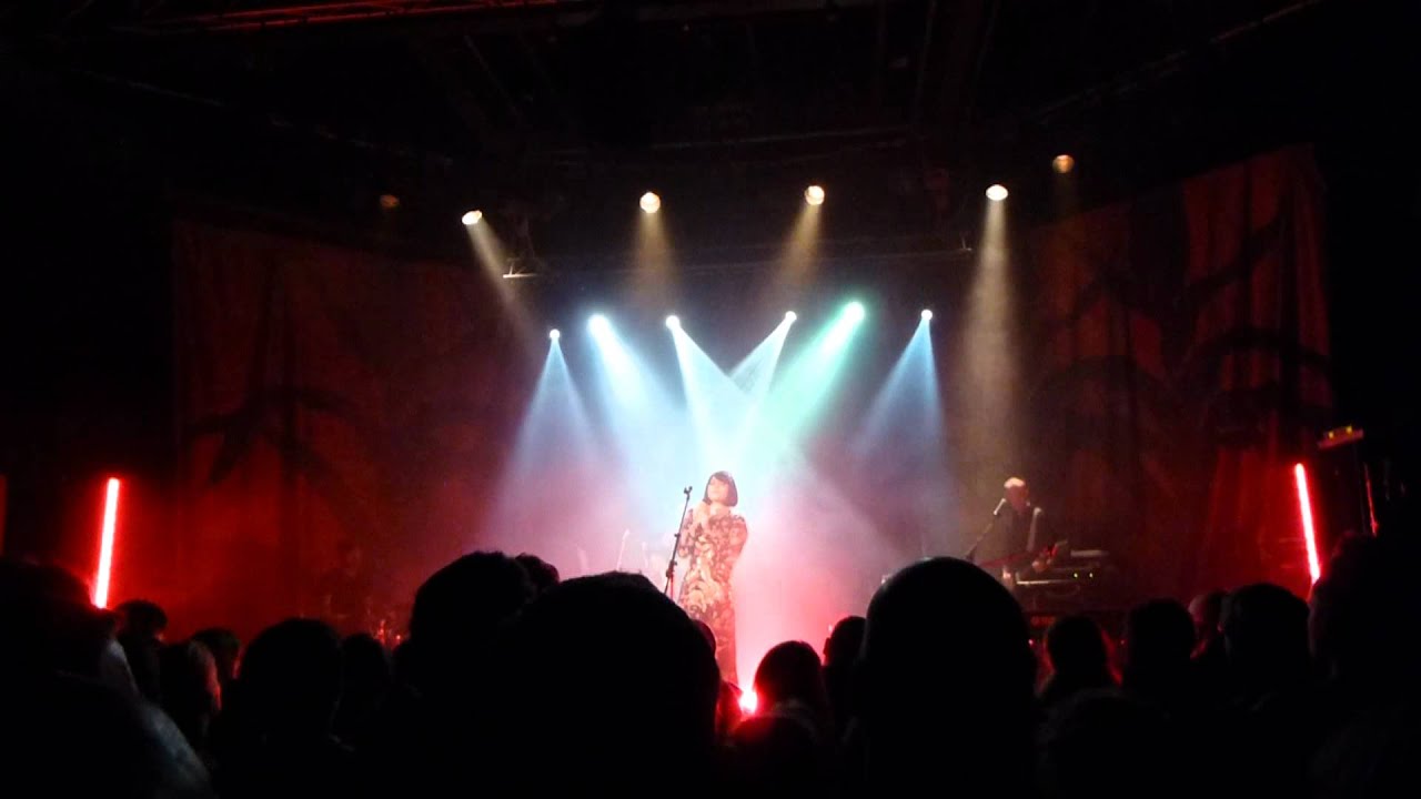 NEW SONG Bat For Lashes Oh Yeah (Live) The Junction, Cambridge 13