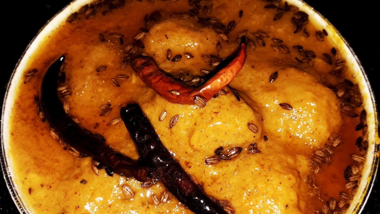 Hamare Yahan Malai dum aloo Kaise Banai Jaati Hai dekhiye is video mein