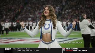 Nfl Cheerleader Signs Asl And Forms Friendship With Young Family