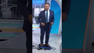 #CraigMelvin tries a #workout #vibration board