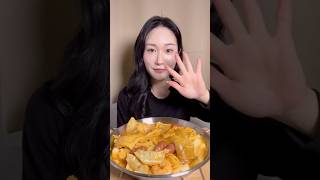 마라로제 떡볶이 먹방 #mukbang #마라로제떡볶이 #eating #집밥먹방 #떡볶이 #떡볶이먹방 #eatingshow