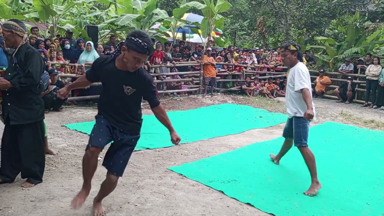 tari barong ebeg Turonggo Setyo manunggal